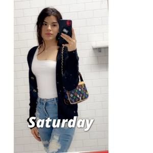 Meet your Posher, Dalia